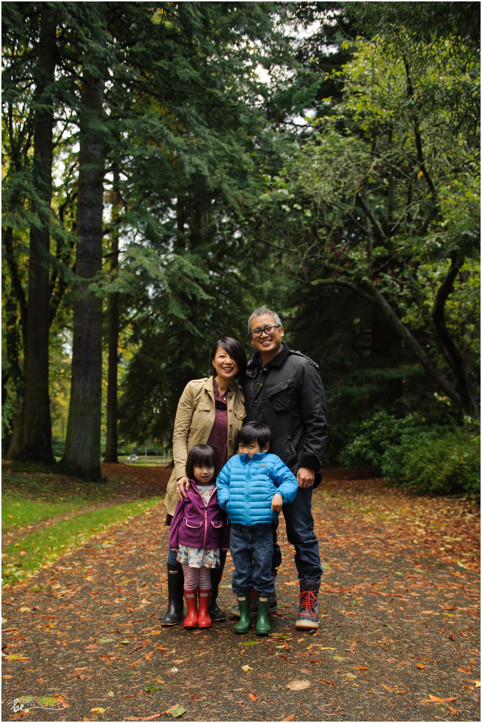 northern-virginia-family-photography-lius-0001.jpg family portrait in the woods